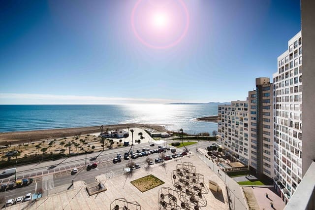 Leilighet til salgs i Empuriabrava, Castelló d'Empúries - € 129 000 (Ref: 9585026)