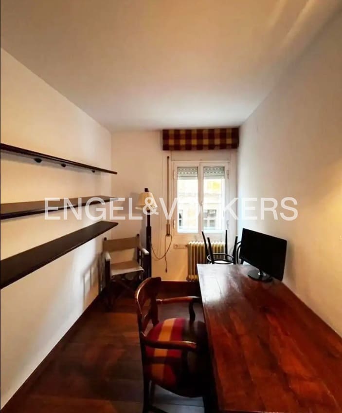 3 makuuhuone Huoneisto myytävänä paikassa Figueres - 255 000 € (Ref: 9610119)