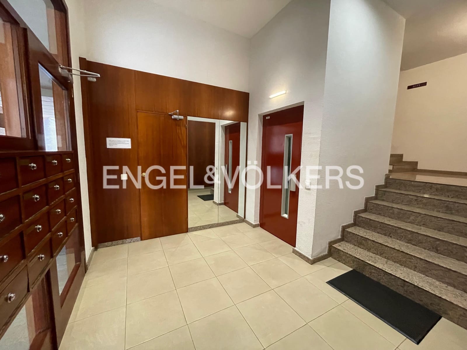 3 bedroom Apartment for sale in Figueres with garage - € 170,000 (Ref: 9611907)