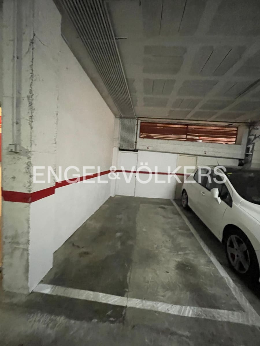 3 bedroom Apartment for sale in Figueres with garage - € 170,000 (Ref: 9611907)