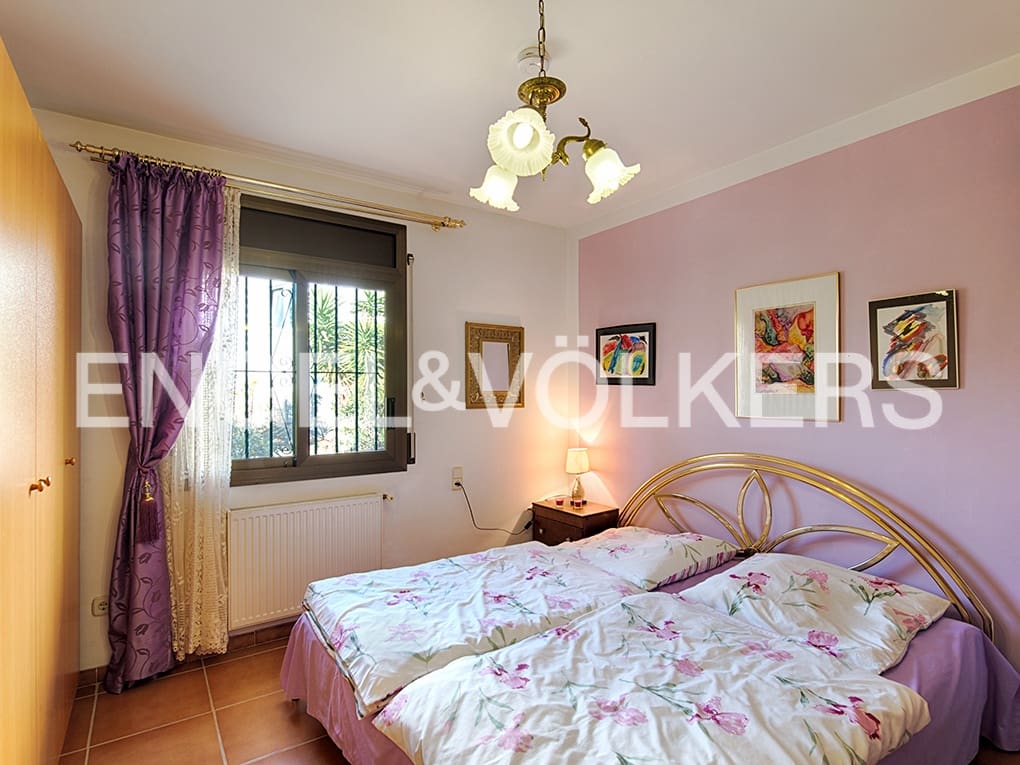 3 bedroom Villa for sale in Palau-saverdera with pool garage - € 590,000 (Ref: 9612046)