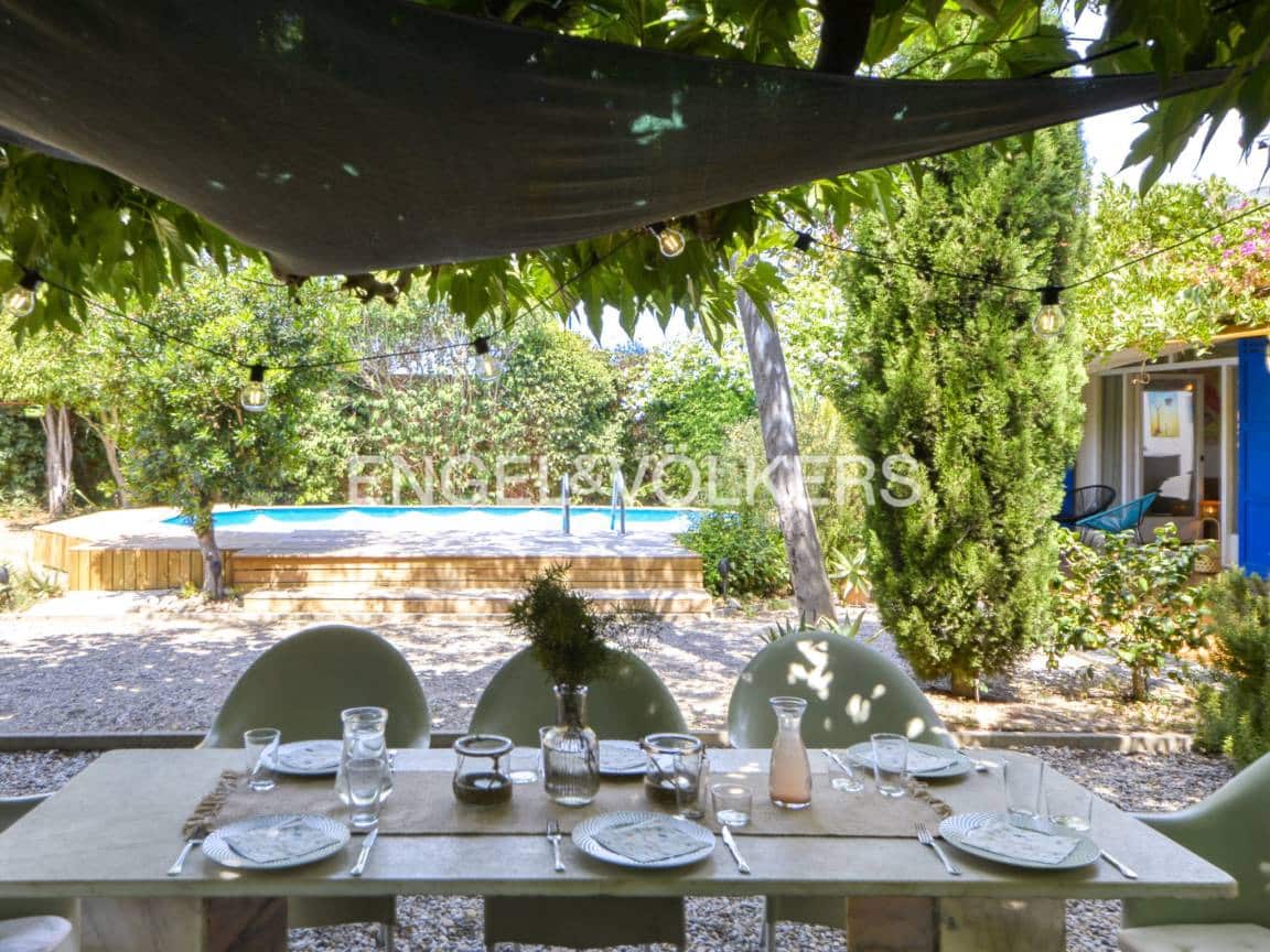 4 bedroom Villa for sale in Fortia with pool garage - € 490,000 (Ref: 9618116)