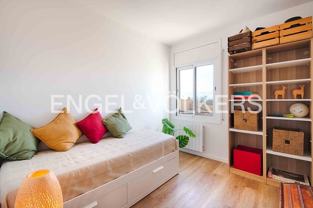 Apartamento de 2 habitaciones en Castelló d'Empúries en venta con garaje - 240.000 € (Ref: 9630581)