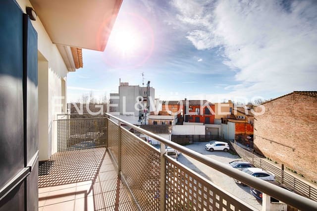 Apartamento de 2 habitaciones en Castelló d'Empúries en venta con garaje - 240.000 € (Ref: 9630581)