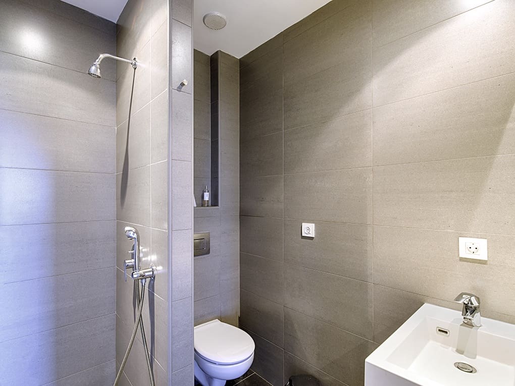 7 bedroom Villa for sale in Empuriabrava with pool garage - € 770,000 (Ref: 9650868)