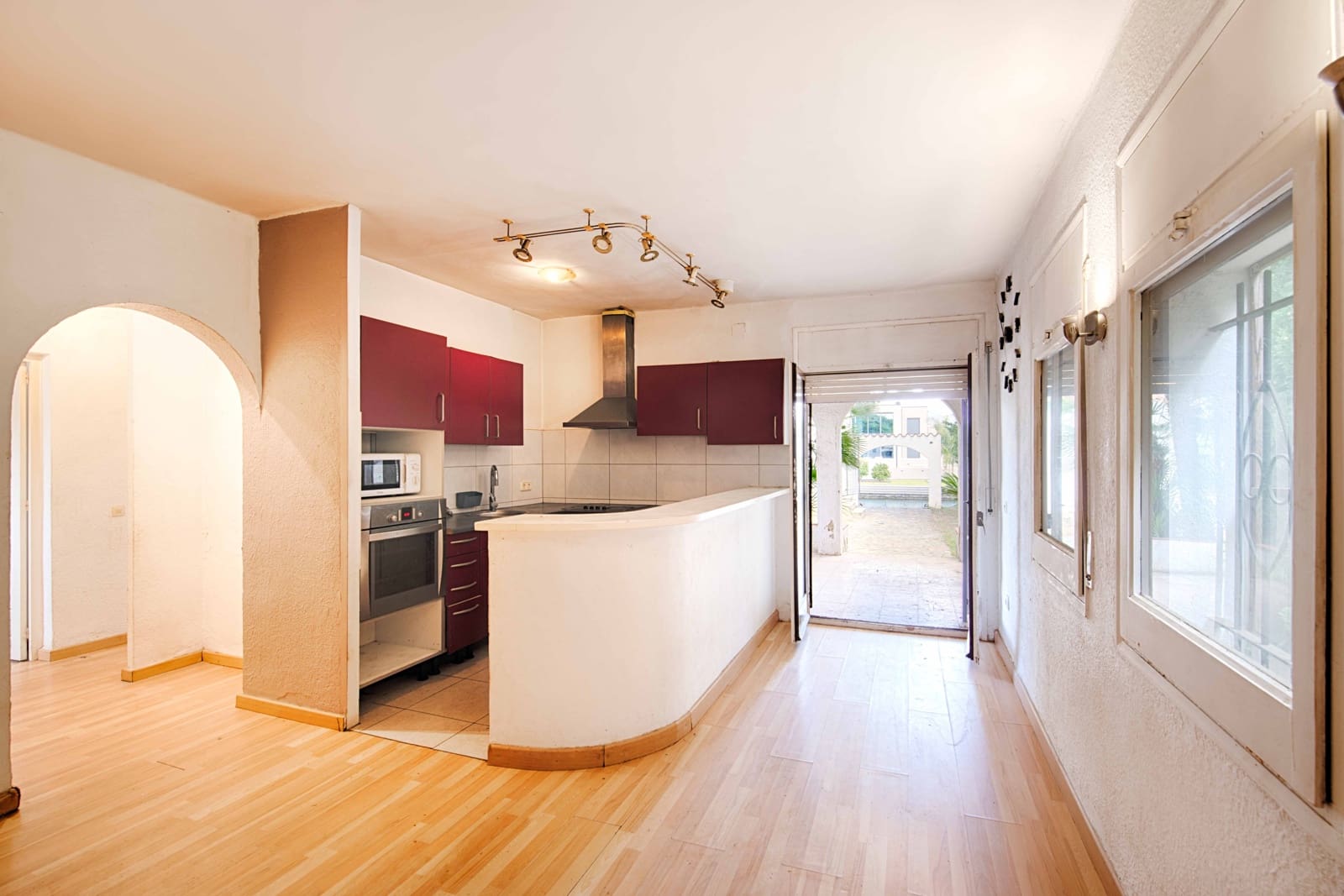 3 slaapkamer Villa te koop in Empuriabrava - € 680.000 (Ref: 9654218)