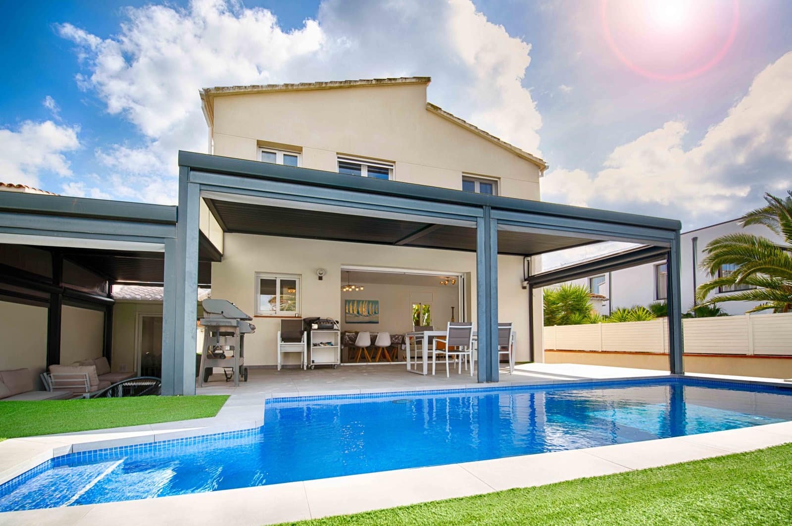 4 quarto Moradia para venda em Empuriabrava com piscina garagem - 1 000 000 € (Ref: 9657906)