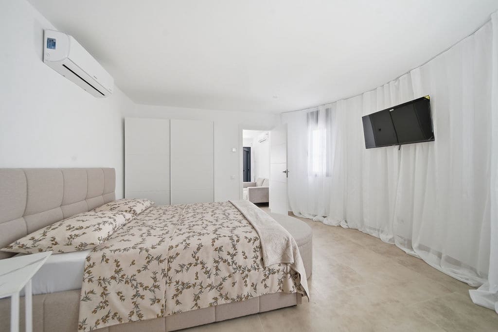 3 quarto Moradia para venda em Empuriabrava com piscina garagem - 630 000 € (Ref: 9657907)