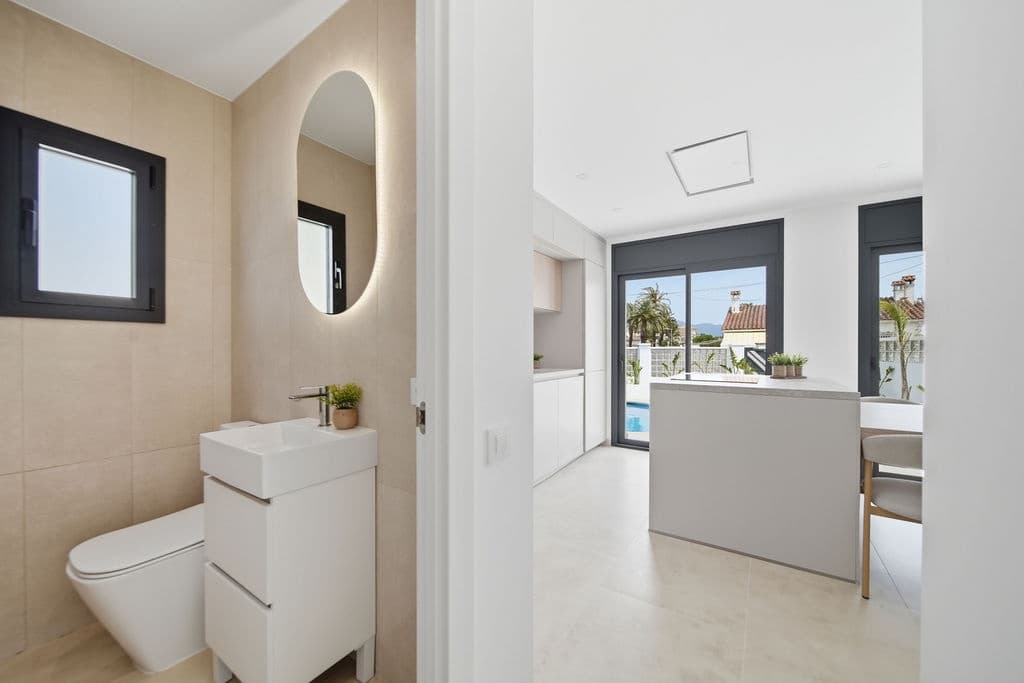 3 quarto Moradia para venda em Empuriabrava com piscina garagem - 630 000 € (Ref: 9657907)