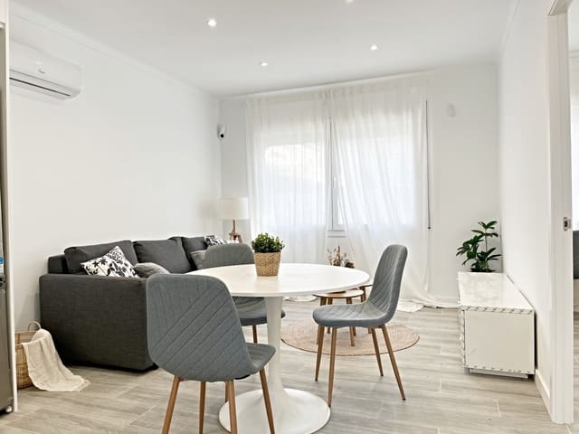 2 chambre Appartement à vendre à Empuriabrava, Castelló d'Empúries avec piscine garage - 299 000 € (Ref: 9665312)