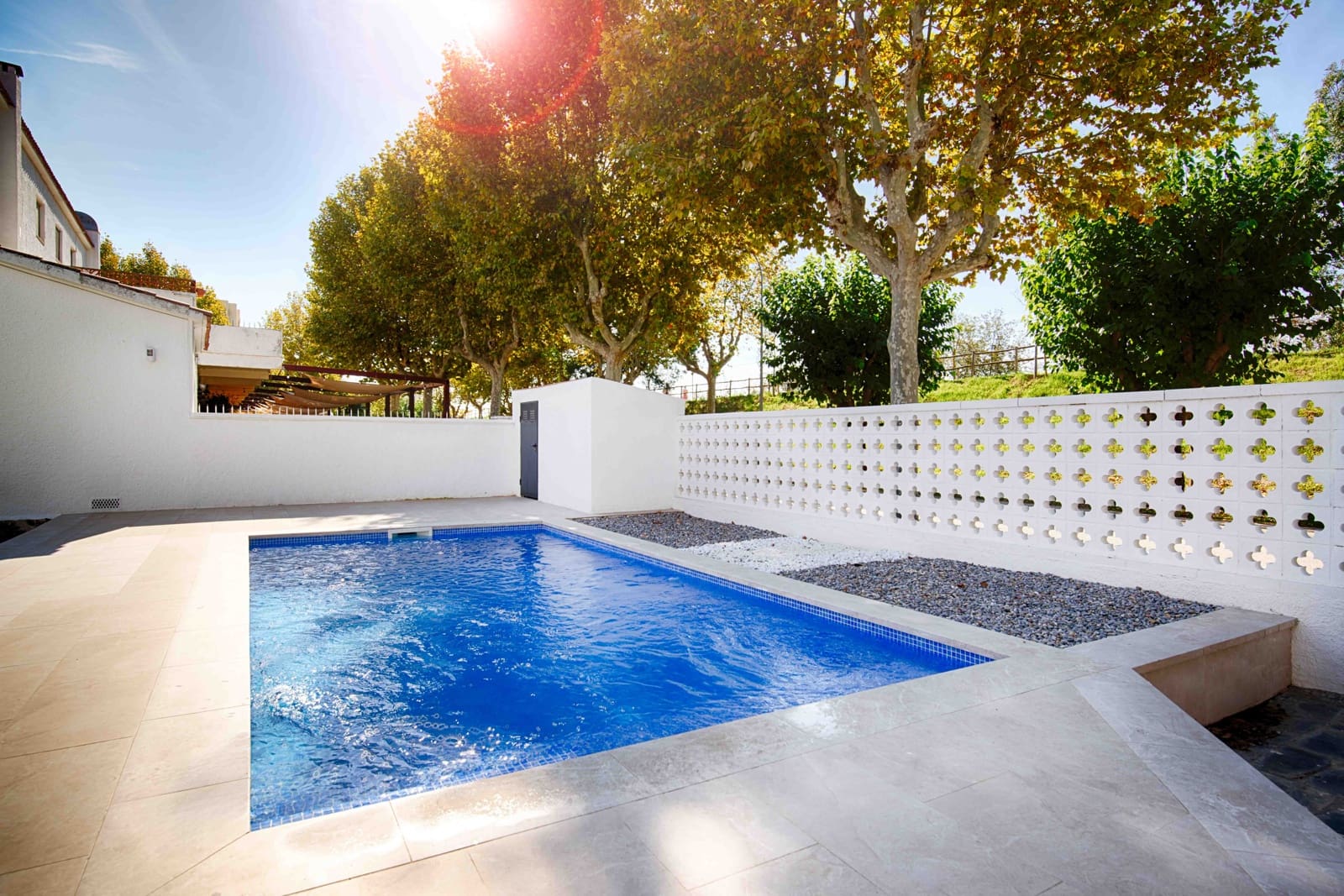 Apartamento de 2 habitaciones en Empuriabrava en venta con piscina garaje - 299.000 € (Ref: 9665312)