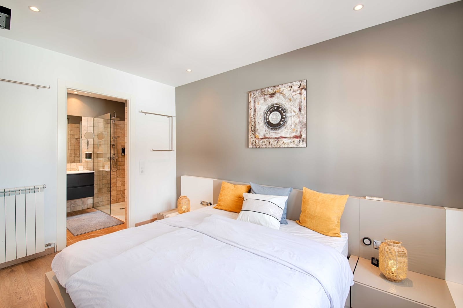 Chalet de 4 habitaciones en Empuriabrava en venta con piscina garaje - 680.000 € (Ref: 9676496)