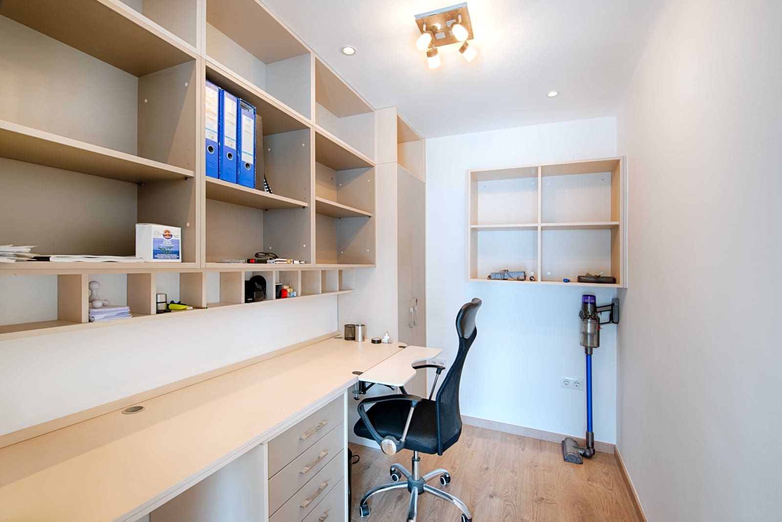 Chalet de 4 habitaciones en Empuriabrava en venta con piscina garaje - 680.000 € (Ref: 9676496)