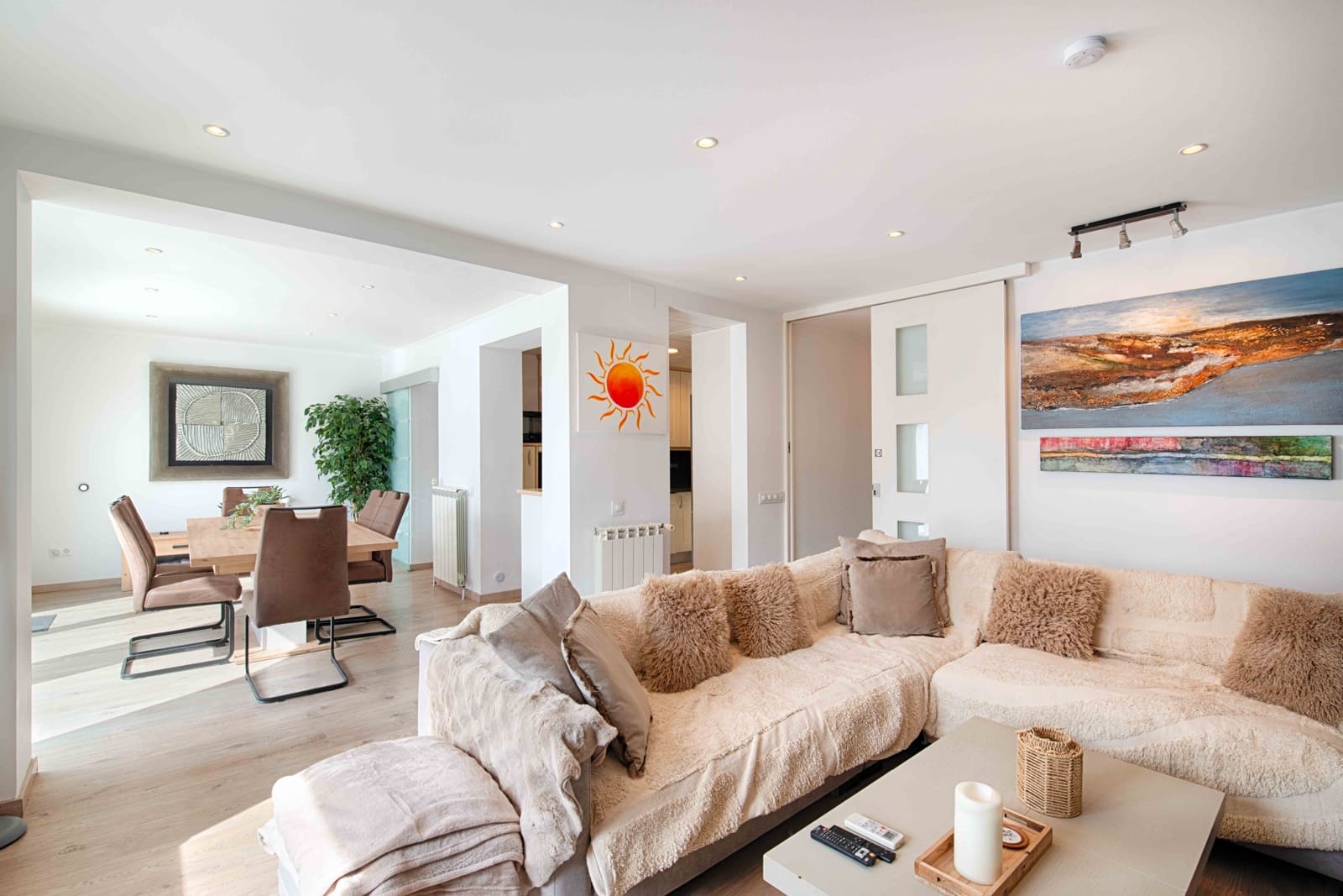 Chalet de 4 habitaciones en Empuriabrava en venta con piscina garaje - 680.000 € (Ref: 9676496)