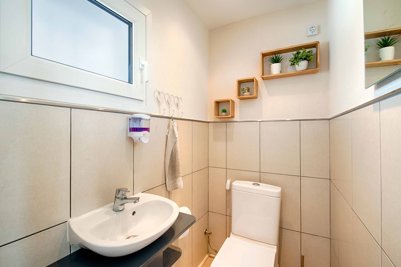 Chalet de 4 habitaciones en Empuriabrava en venta con piscina garaje - 680.000 € (Ref: 9676496)