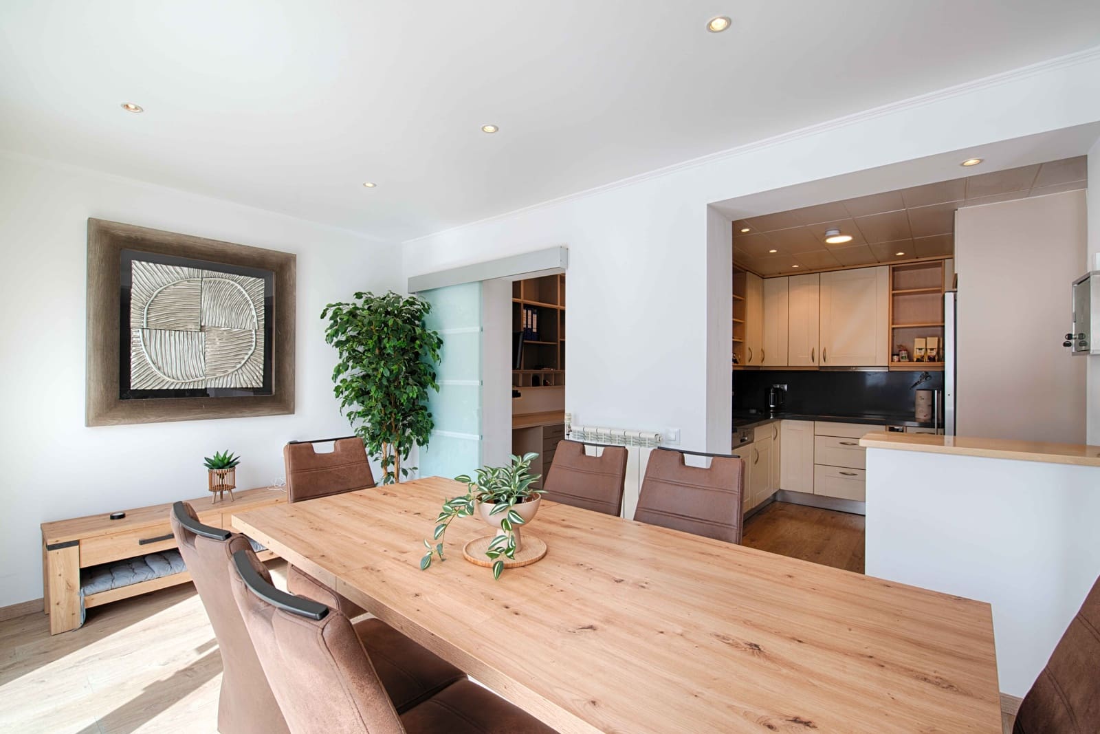 Chalet de 4 habitaciones en Empuriabrava en venta con piscina garaje - 680.000 € (Ref: 9676496)