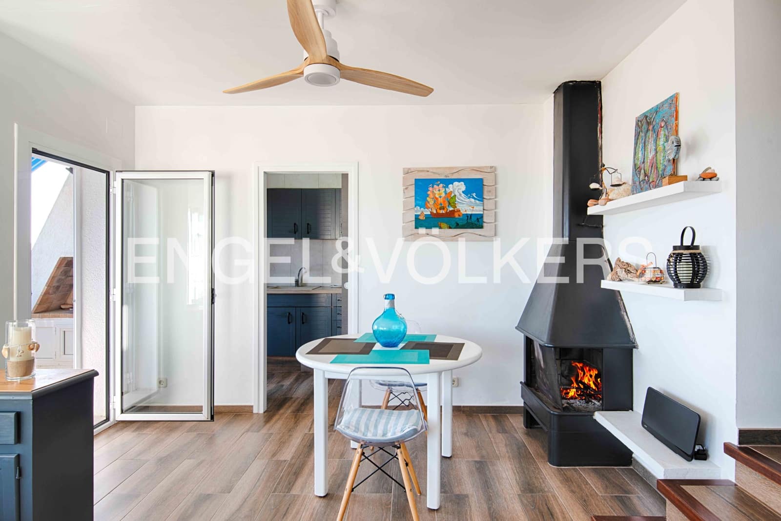 2 soverom Leilighet til salgs i Llanca med garasje - € 399 000 (Ref: 9684356)