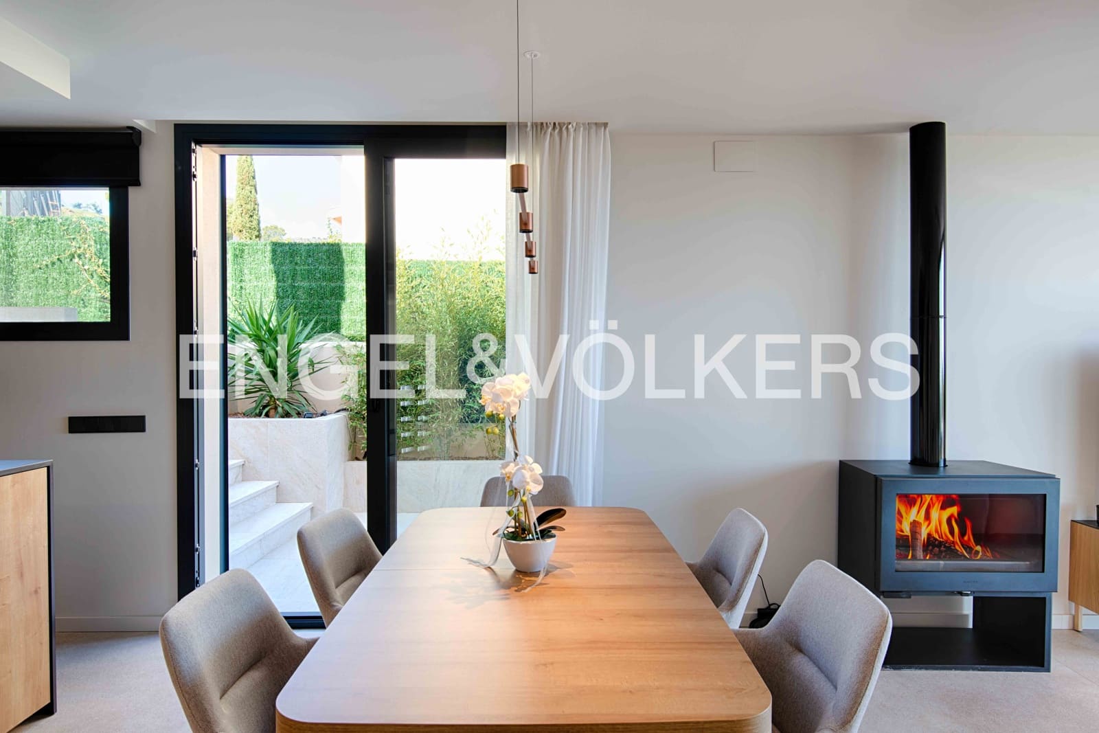 3 bedroom Villa for sale in Colera with pool garage - € 1,400,000 (Ref: 9696768)