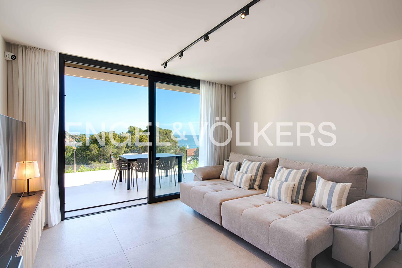 3 bedroom Villa for sale in Colera with pool garage - € 1,400,000 (Ref: 9696768)