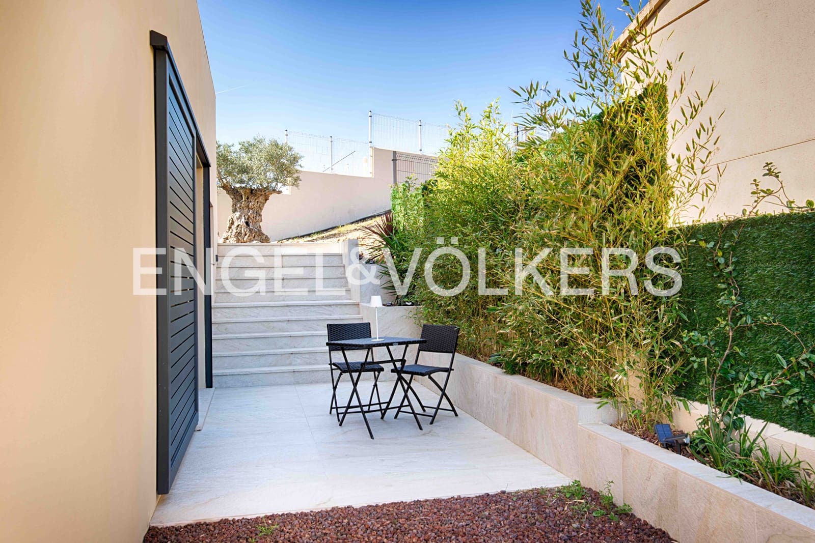 3 bedroom Villa for sale in Colera with pool garage - € 1,400,000 (Ref: 9696768)