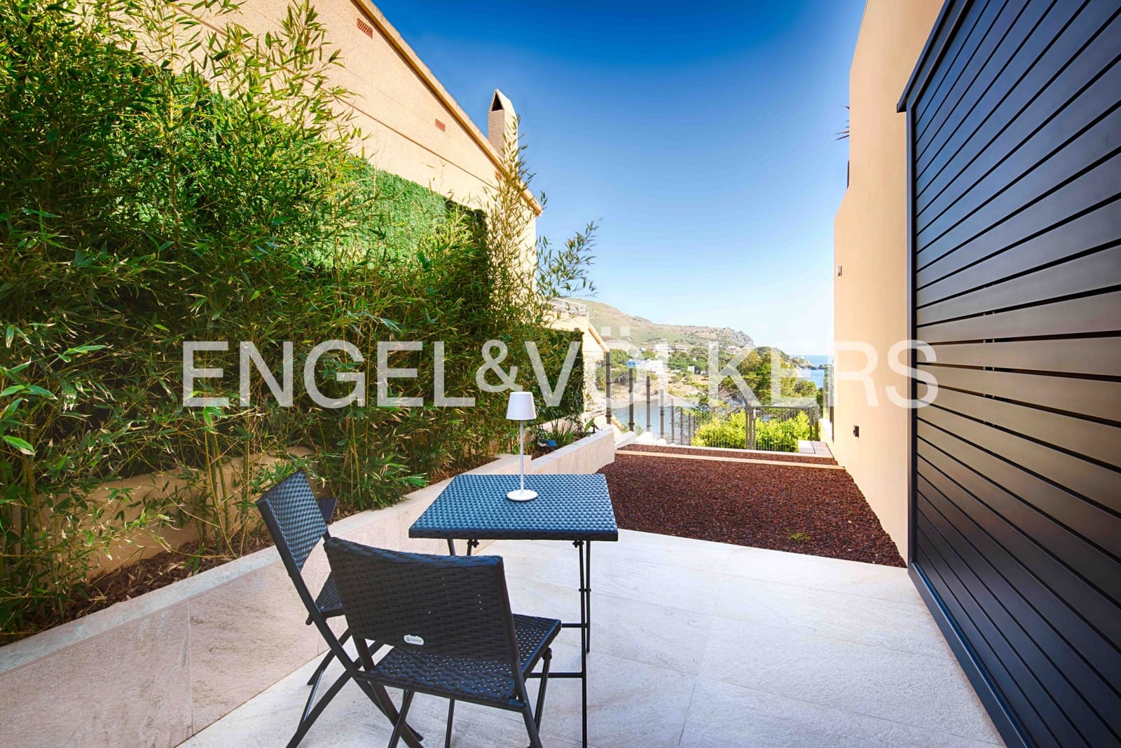 3 bedroom Villa for sale in Colera with pool garage - € 1,400,000 (Ref: 9696768)