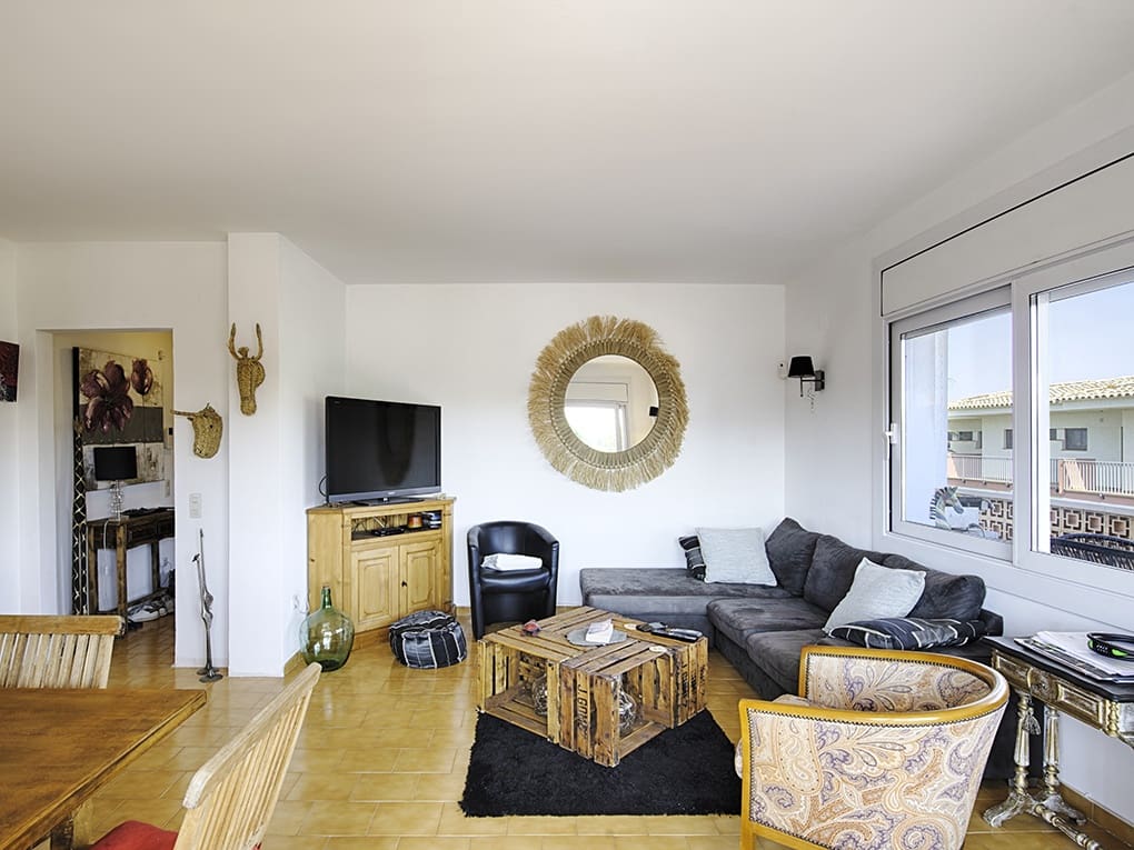 3 slaapkamer Appartement te koop in Empuriabrava met garage - € 330.000 (Ref: 9697772)