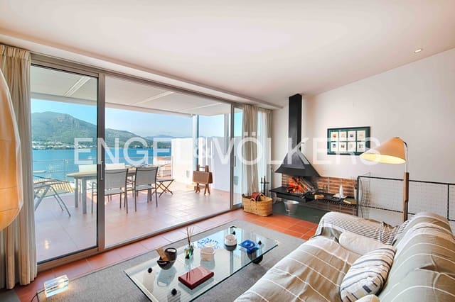 4 bedroom Townhouse for sale in El Port de la Selva with garage - € 850,000 (Ref: 9700006)