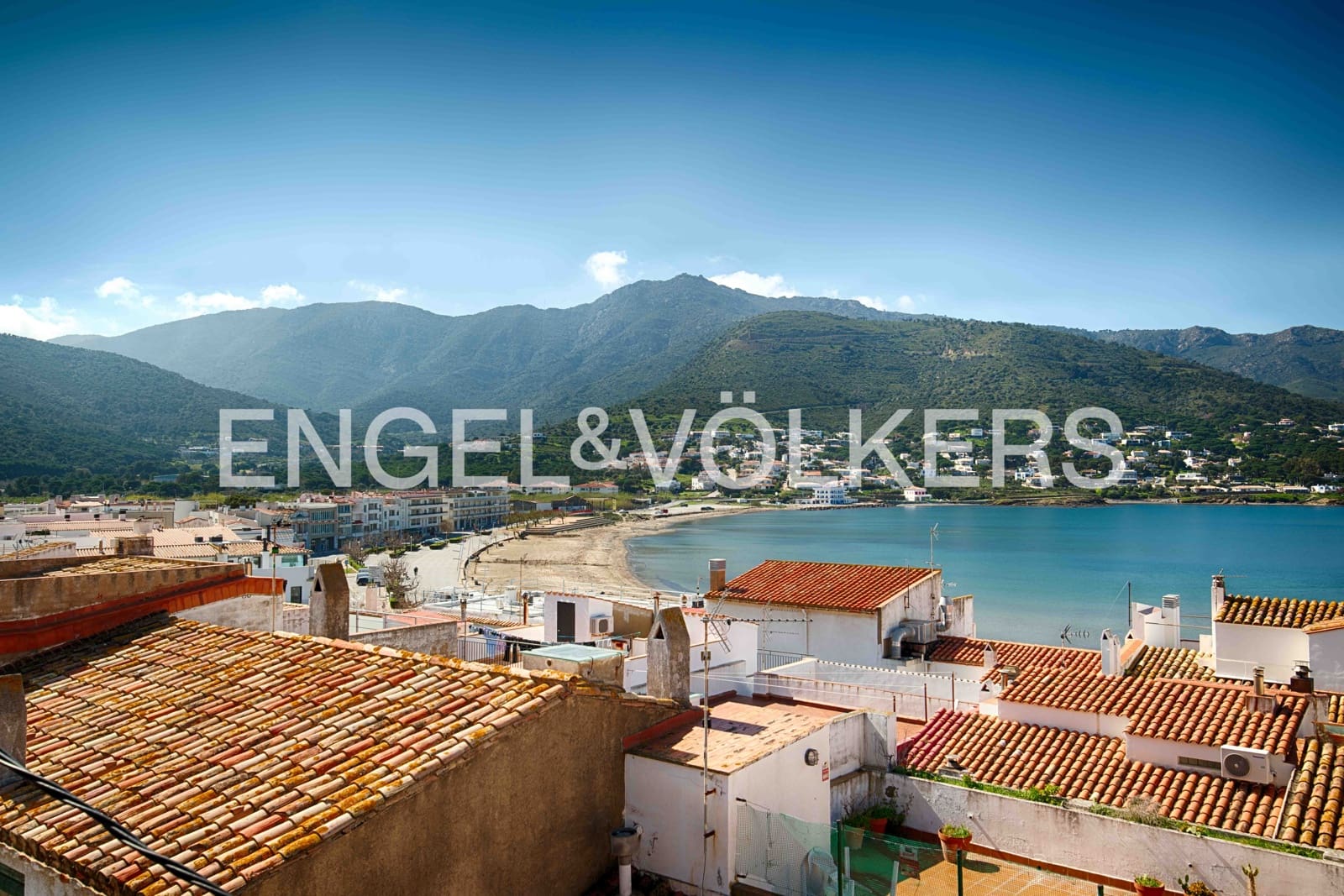 4 bedroom Townhouse for sale in El Port de la Selva with garage - € 850,000 (Ref: 9700006)