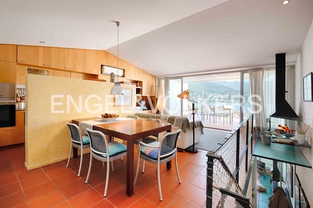 4 bedroom Townhouse for sale in El Port de la Selva with garage - € 850,000 (Ref: 9700006)