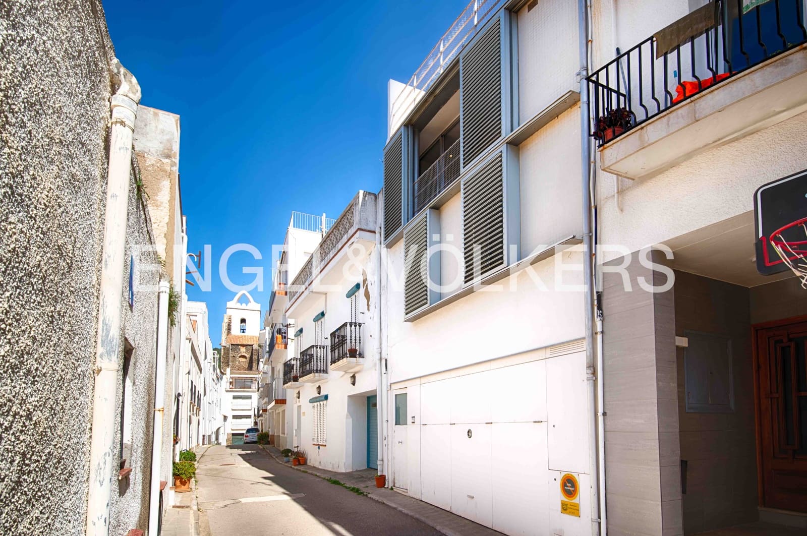 4 bedroom Townhouse for sale in El Port de la Selva with garage - € 850,000 (Ref: 9700006)