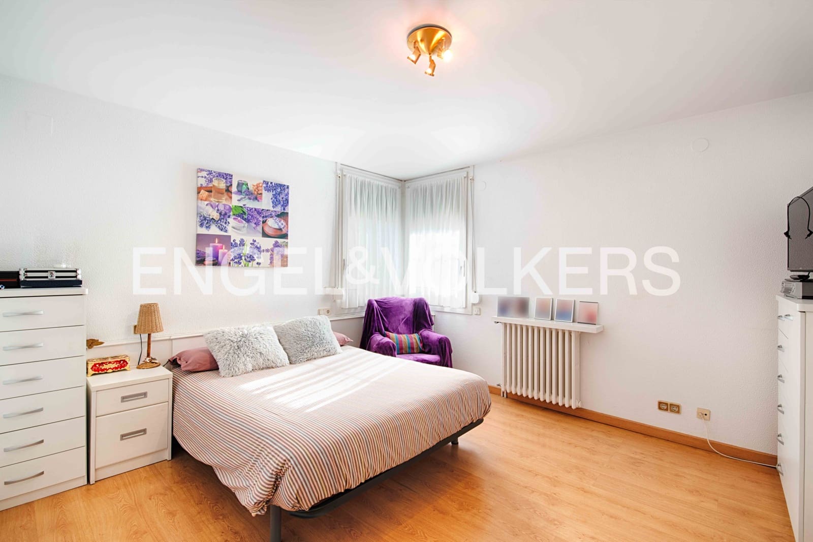 6 bedroom Terraced Villa for sale in Llanca with pool garage - € 850,000 (Ref: 9714097)