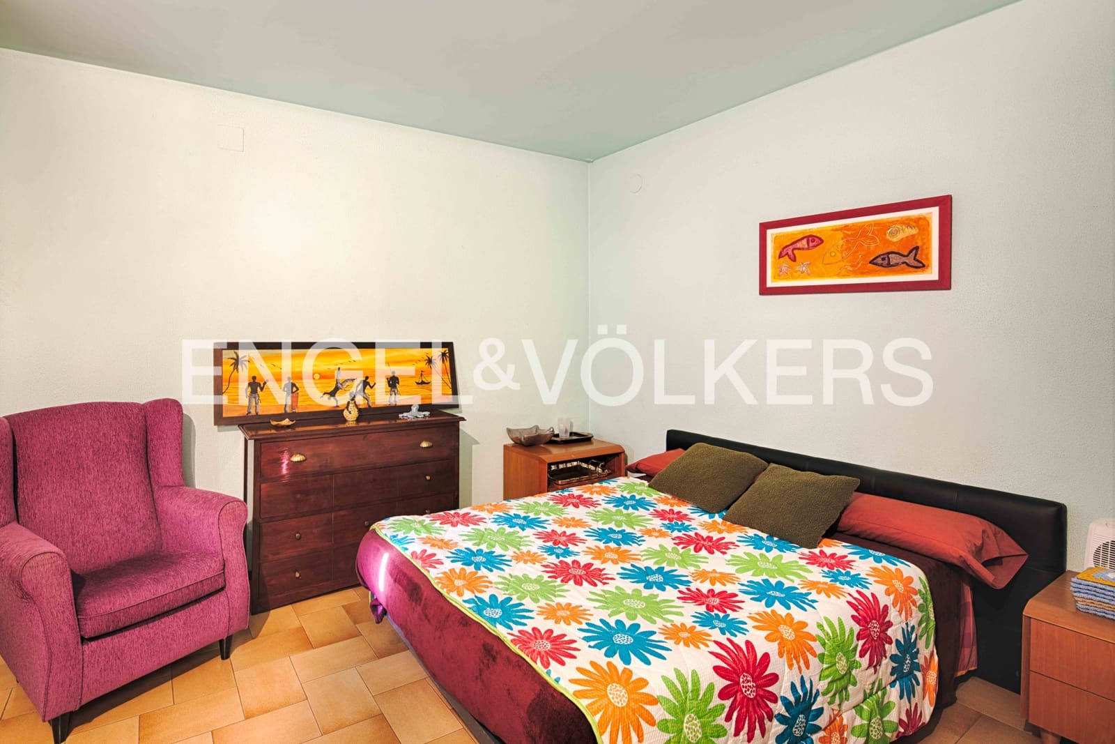 6 bedroom Terraced Villa for sale in Llanca with pool garage - € 850,000 (Ref: 9714097)