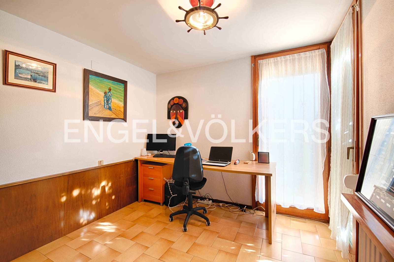 6 bedroom Terraced Villa for sale in Llanca with pool garage - € 850,000 (Ref: 9714097)