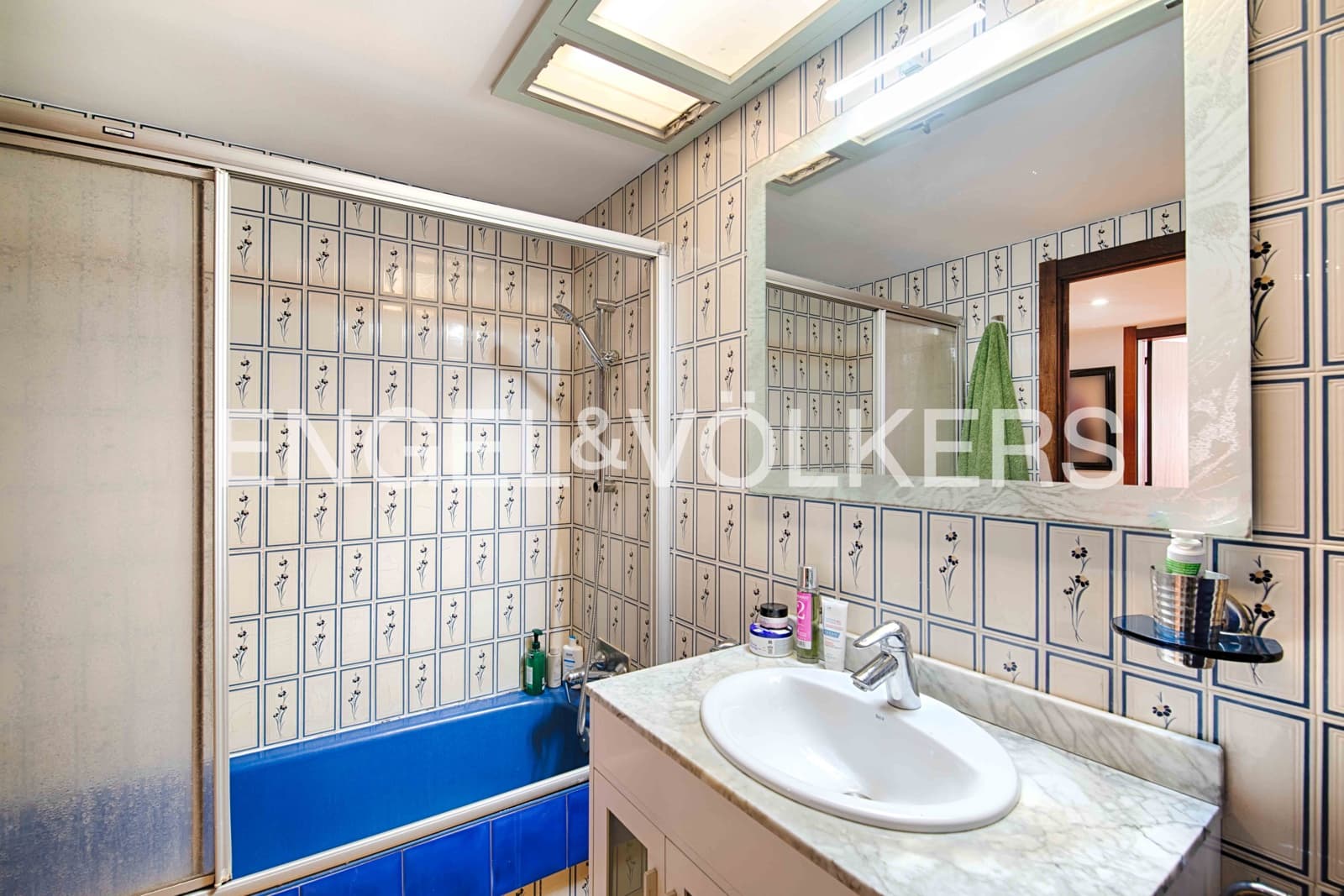 6 bedroom Terraced Villa for sale in Llanca with pool garage - € 850,000 (Ref: 9714097)