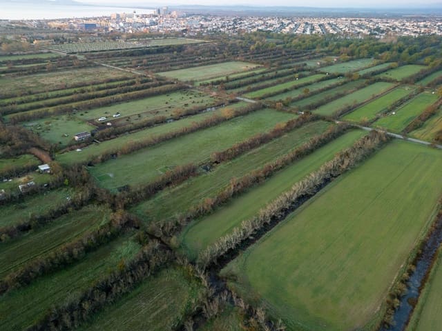 Terre non Aménagée à vendre à Empuriabrava, Castelló d'Empúries - 17 000 € (Ref: 9730711)