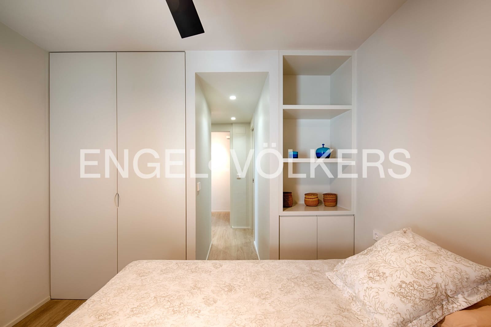 8 bedroom Villa for sale in El Port de la Selva with garage - € 1,800,000 (Ref: 9733777)