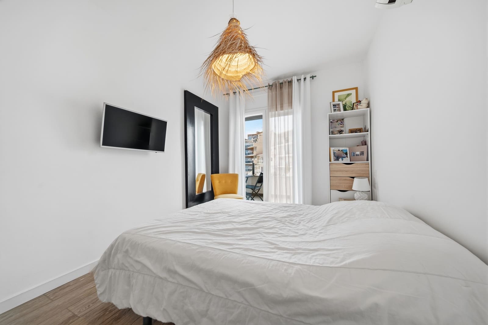 3 bedroom Townhouse for sale in Empuriabrava with garage - € 549,000 (Ref: 9740591)