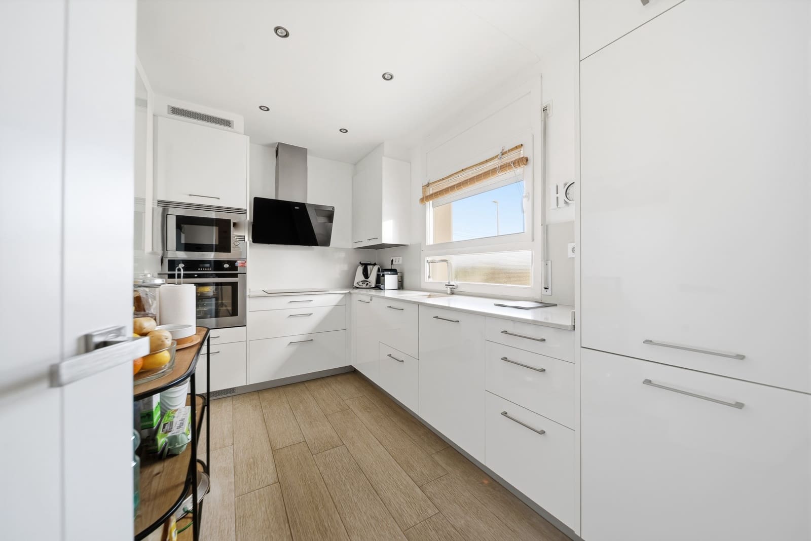 3 bedroom Townhouse for sale in Empuriabrava with garage - € 549,000 (Ref: 9740591)