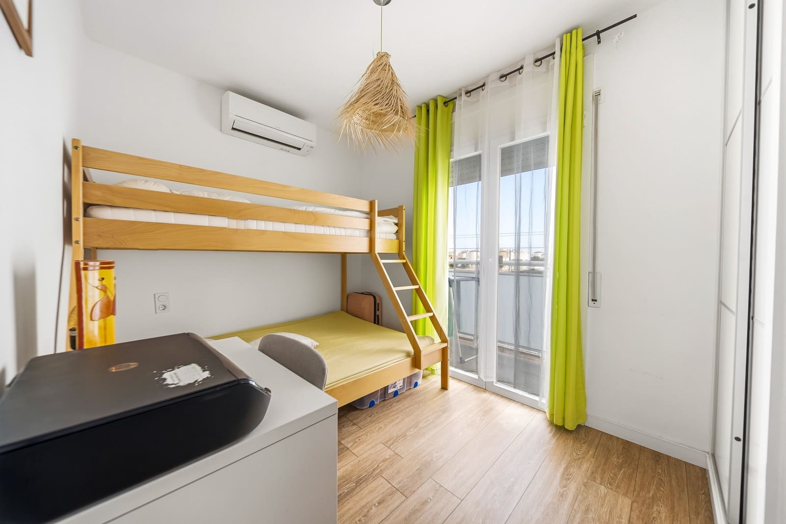 3 bedroom Townhouse for sale in Empuriabrava with garage - € 549,000 (Ref: 9740591)