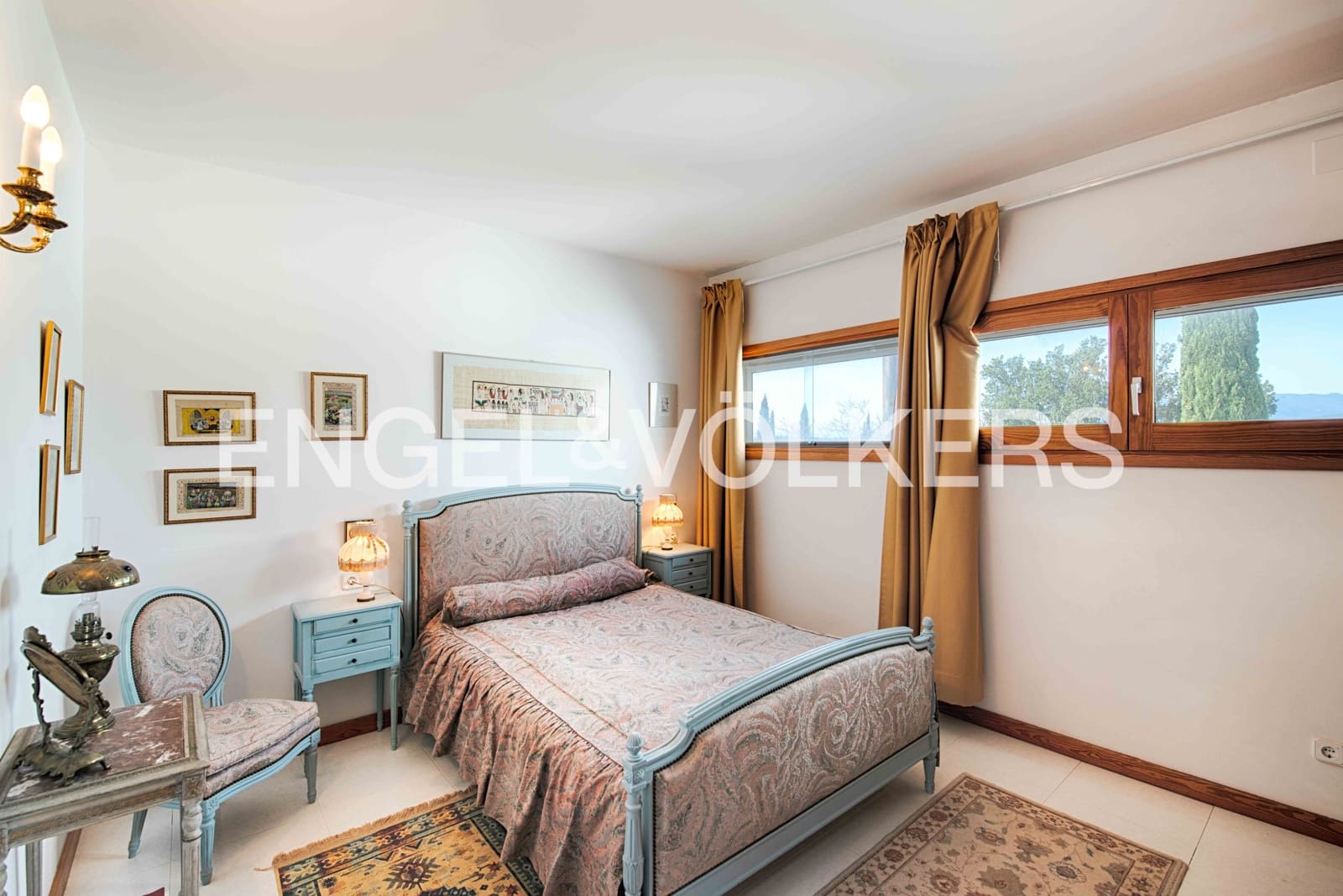 5 sypialnia Willa na sprzedaż w Llers z basenem garażem - 1 650 000 € (Ref: 9756338)