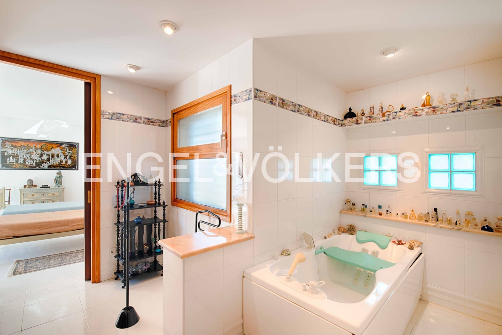 5 sypialnia Willa na sprzedaż w Llers z basenem garażem - 1 650 000 € (Ref: 9756338)