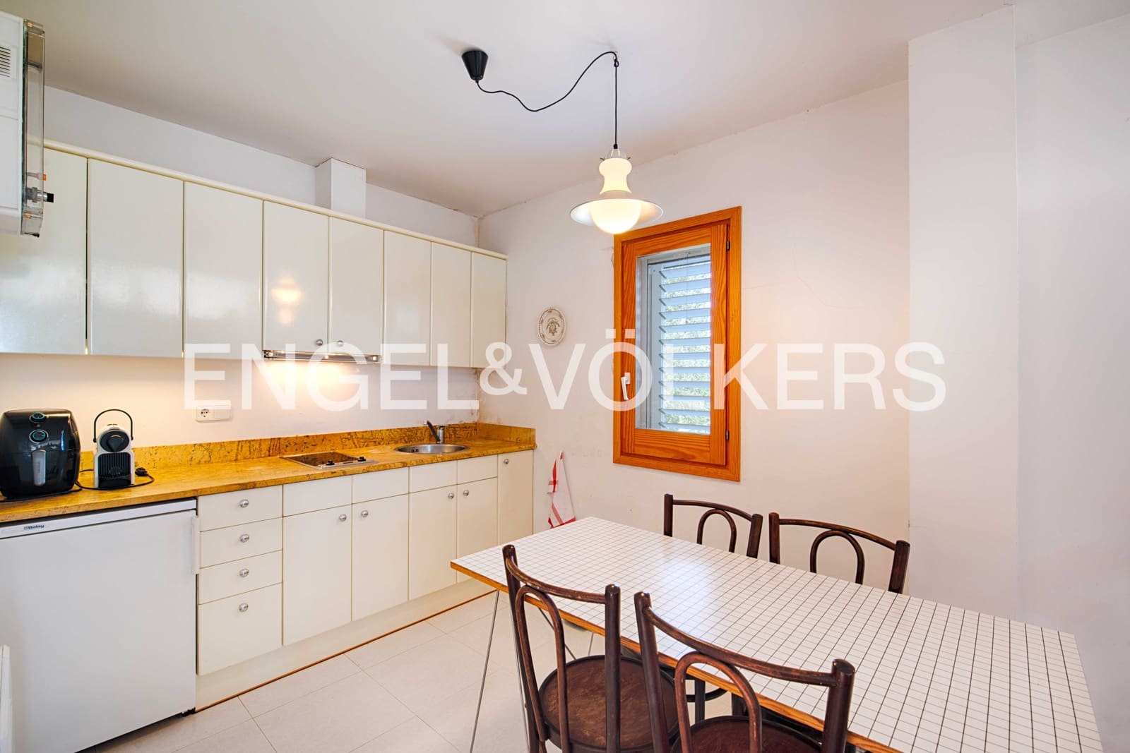 5 sypialnia Willa na sprzedaż w Llers z basenem garażem - 1 650 000 € (Ref: 9756338)