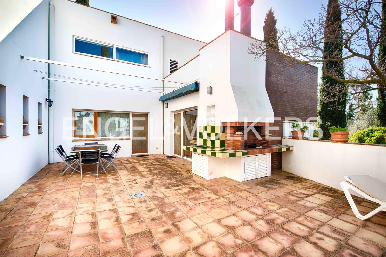 5 sypialnia Willa na sprzedaż w Llers z basenem garażem - 1 650 000 € (Ref: 9756338)