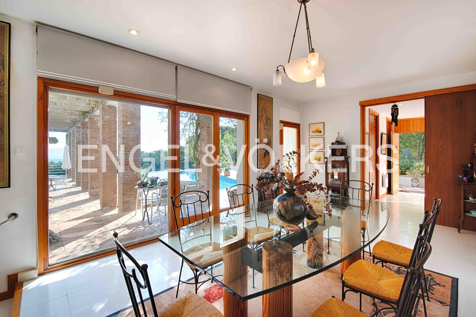 5 sypialnia Willa na sprzedaż w Llers z basenem garażem - 1 650 000 € (Ref: 9756338)