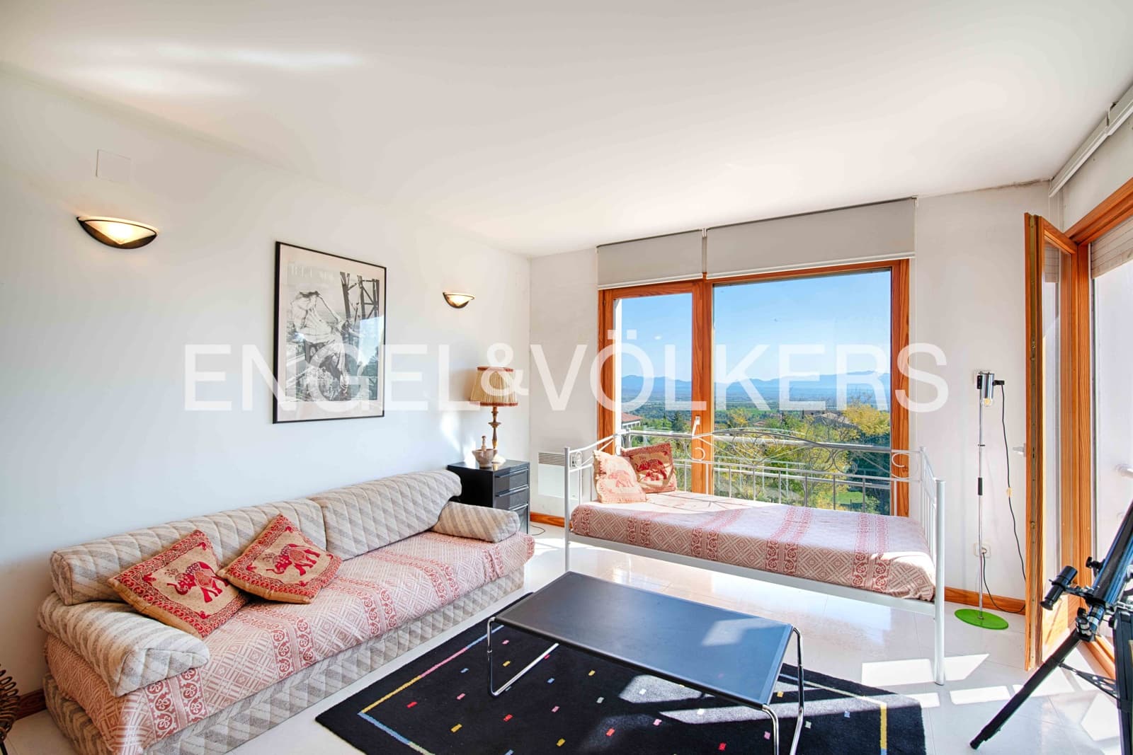 5 sypialnia Willa na sprzedaż w Llers z basenem garażem - 1 650 000 € (Ref: 9756338)