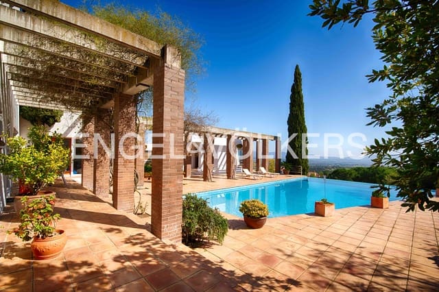 5 sypialnia Willa na sprzedaż w Llers z basenem garażem - 1 650 000 € (Ref: 9756338)