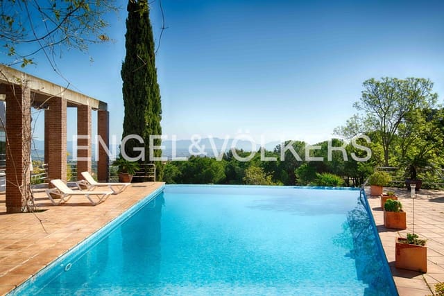 5 bedroom Villa for sale in Llers with pool garage - € 1,480,000 (Ref: 9756338)
