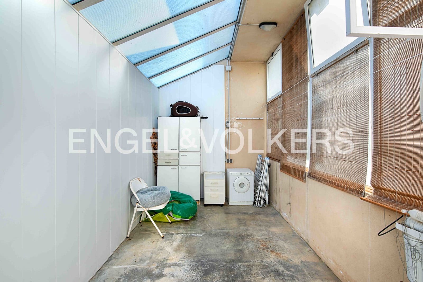5 sypialnia Willa na sprzedaż w Llers z basenem garażem - 1 480 000 € (Ref: 9756338)