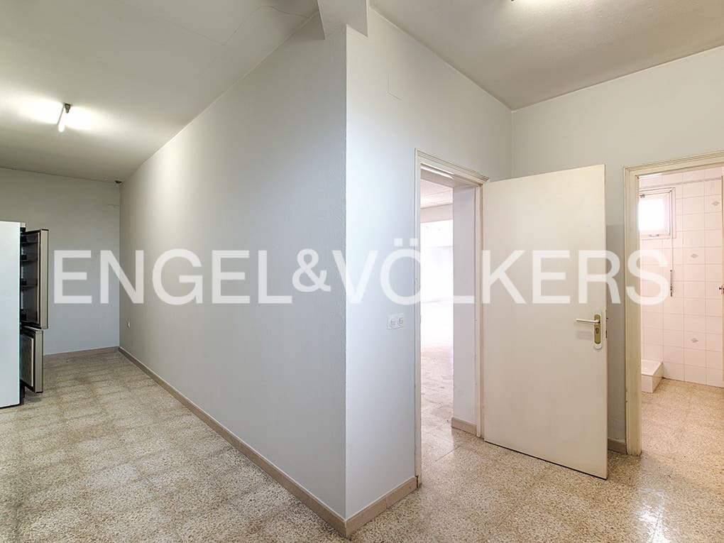 4 makuuhuone Huvila myytävänä paikassa Figueres mukana 
autotalli - 490 000 € (Ref: 9771857)