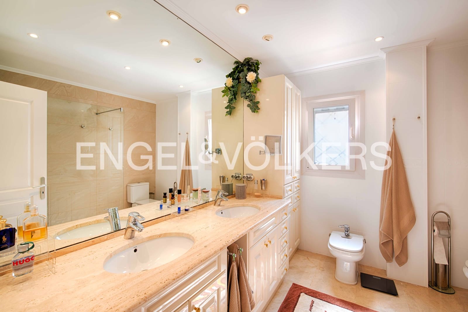 4 bedroom Villa for sale in Santa Margarida with pool - € 1,985,000 (Ref: 9795334)